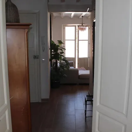 Kanne Apartment *